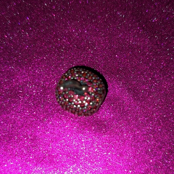 Snow White's Apple Pandora Charm Sterling Silver - Picture 5 of 6